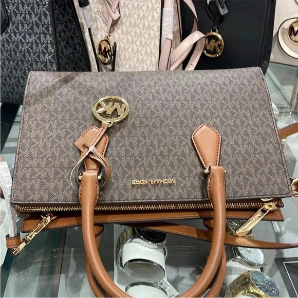 Michael Kors Sheila Medium Center Zip Satchel Bag - Picture 11 of 16